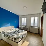 Venice Station House *