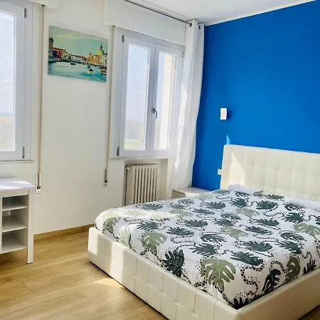 Venice Station House 民宿