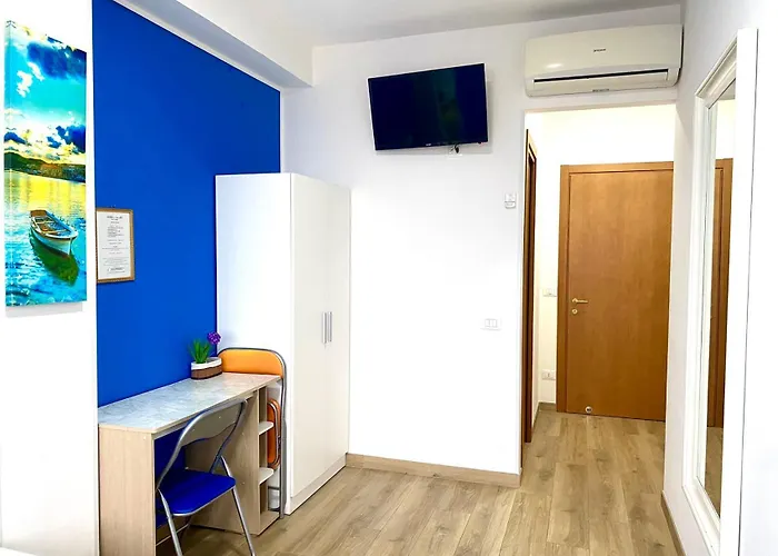 Venice Station House *